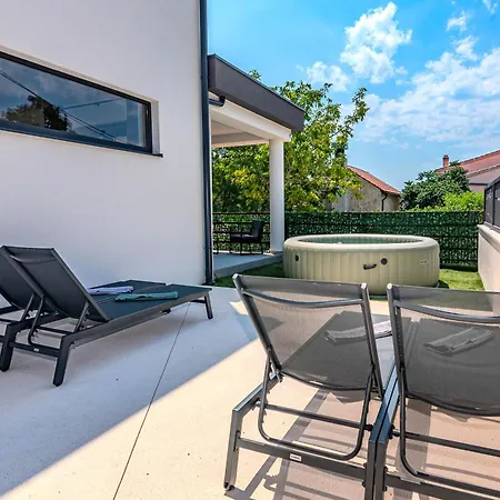 Luxury Rita With Jacuzzi Near Vransko Drliceve Kuce