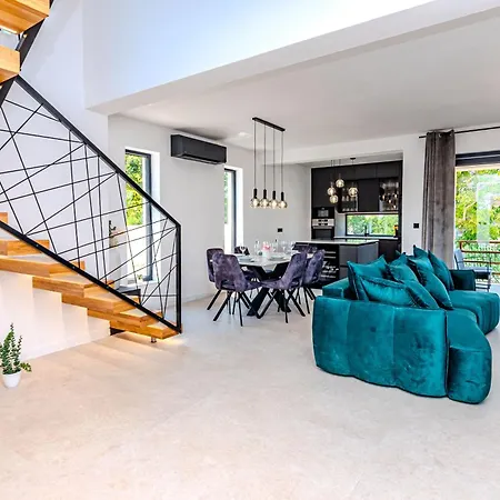 Luxury Rita With Jacuzzi Near Vransko Villa